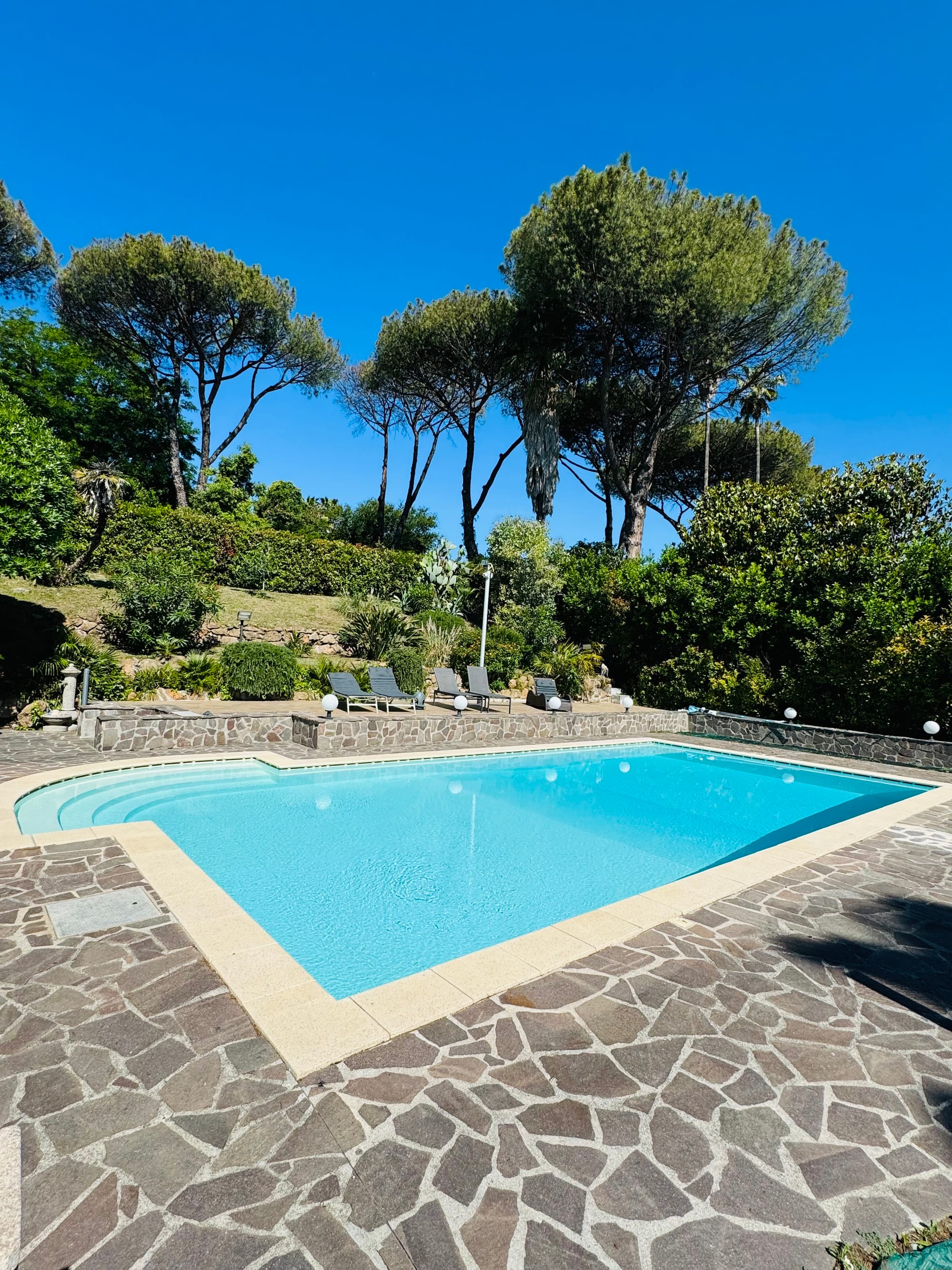 Villa Idyllium, ville a Roma